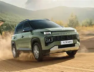 Front-side view of Hyundai Exter 2025 in SX Tech trim, often confused as the Sunday variant.