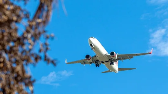 https-:www.hindustantimes.com:world-news:russian-plane-missing-angara-eastern-amur-region-dead-missing-latest-updates-101753339685740.html